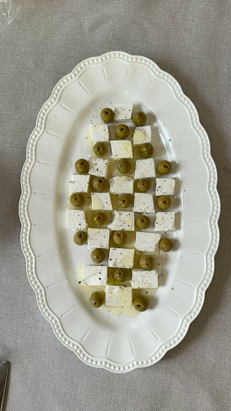 Petal & Perle Oval Platter