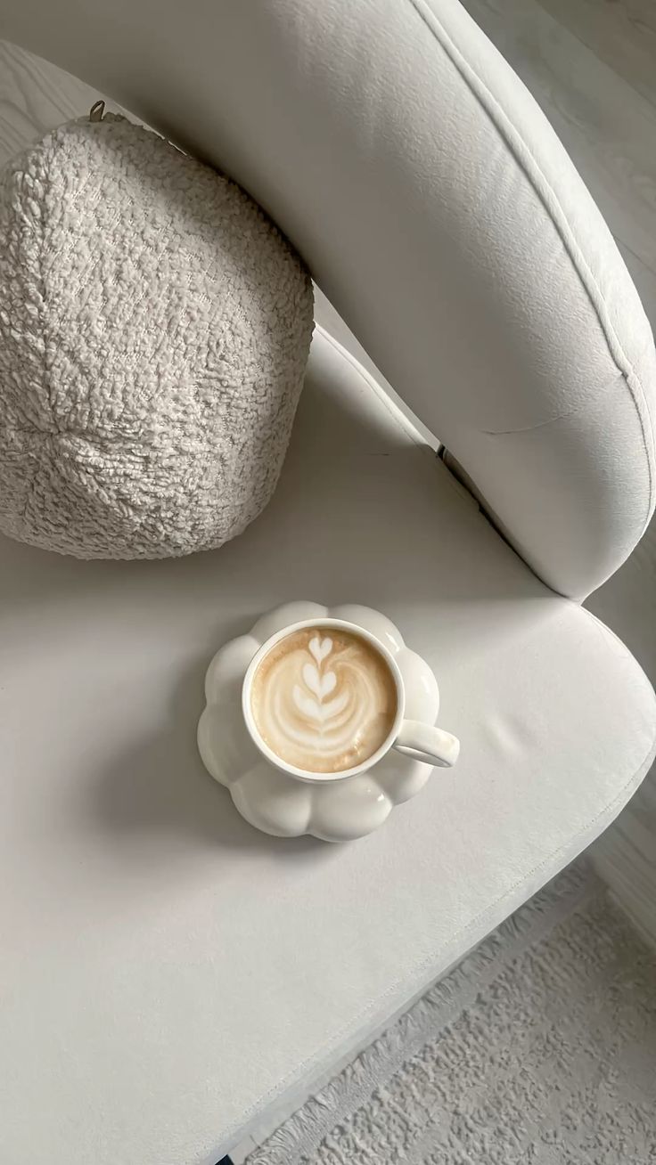 Cloud Coffee Cup Set